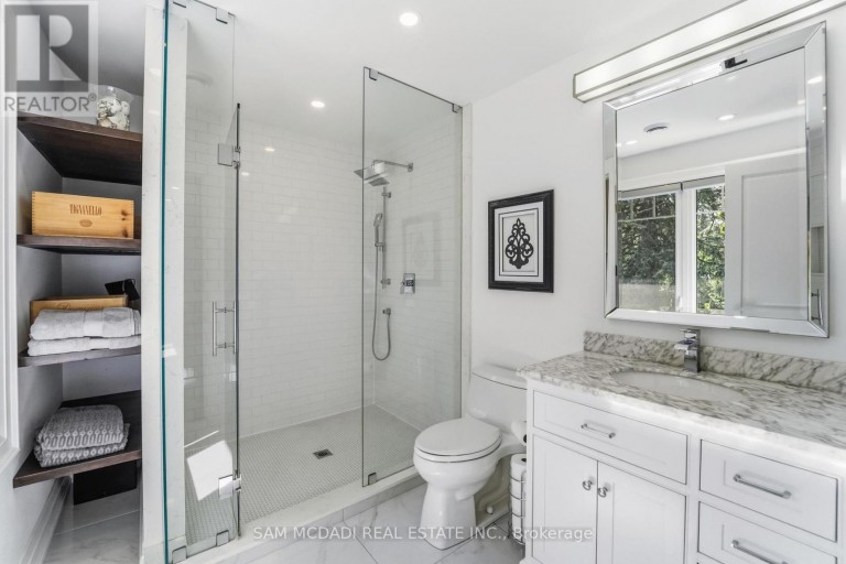 2142 OBECK CRESCENT, Mississauga (Sheridan), Ontario, L5H3L7