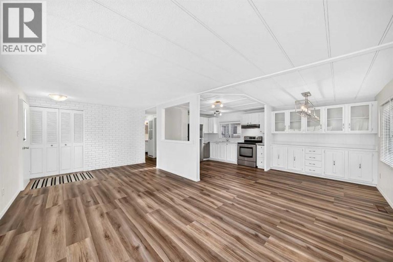 303, 99 Arbour Lake Road NW, Calgary, Alberta, T3G4E4