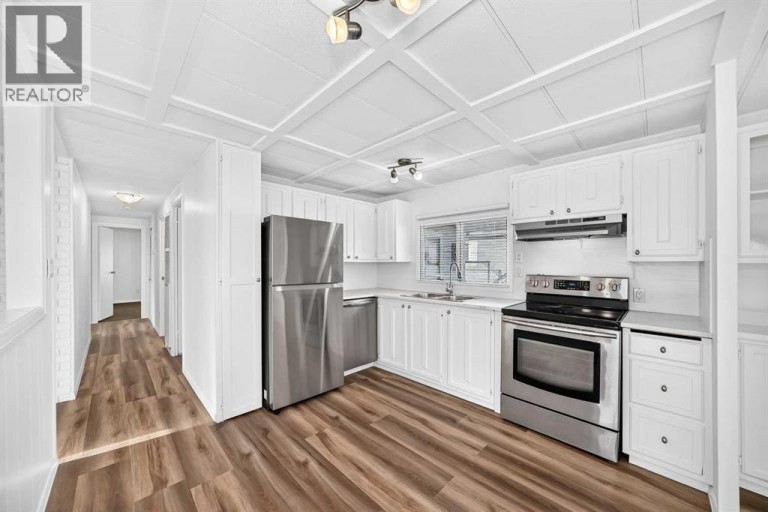303, 99 Arbour Lake Road NW, Calgary, Alberta, T3G4E4