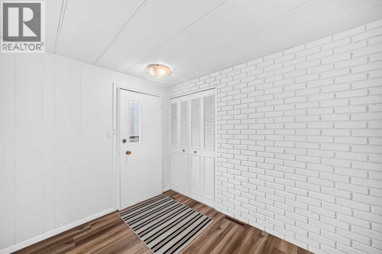 303, 99 Arbour Lake Road NW, Calgary, Alberta, T3G4E4