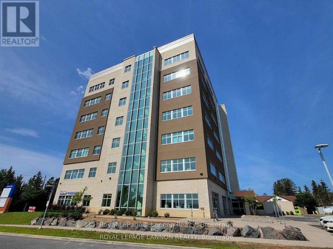 1040 OLIVER ROAD, Thunder Bay (Inner-City Industrial), Ontario, P7B7A5
