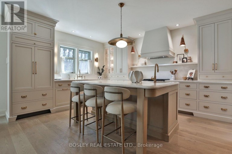 43 WHITEHALL ROAD, Toronto (Rosedale-Moore Park), Ontario, M4W2C5