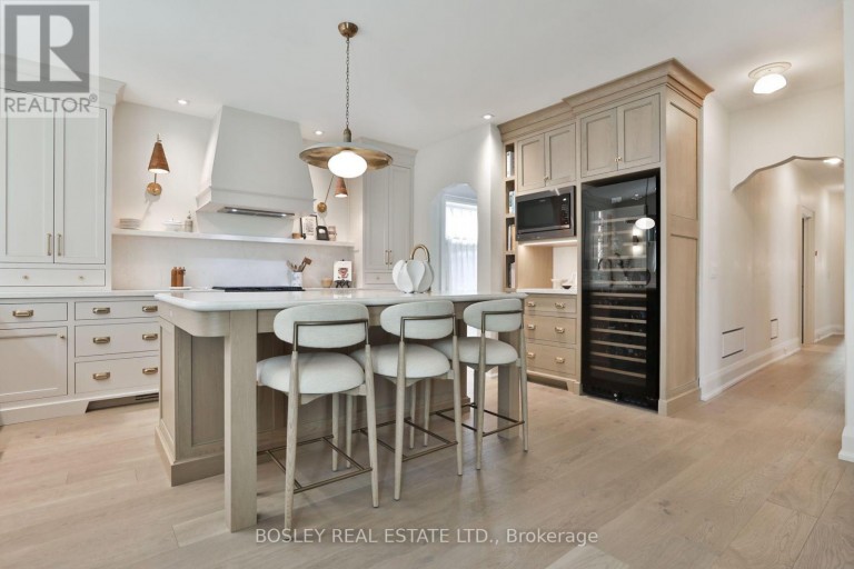 43 WHITEHALL ROAD, Toronto (Rosedale-Moore Park), Ontario, M4W2C5