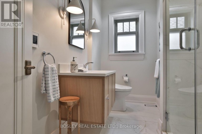 43 WHITEHALL ROAD, Toronto (Rosedale-Moore Park), Ontario, M4W2C5