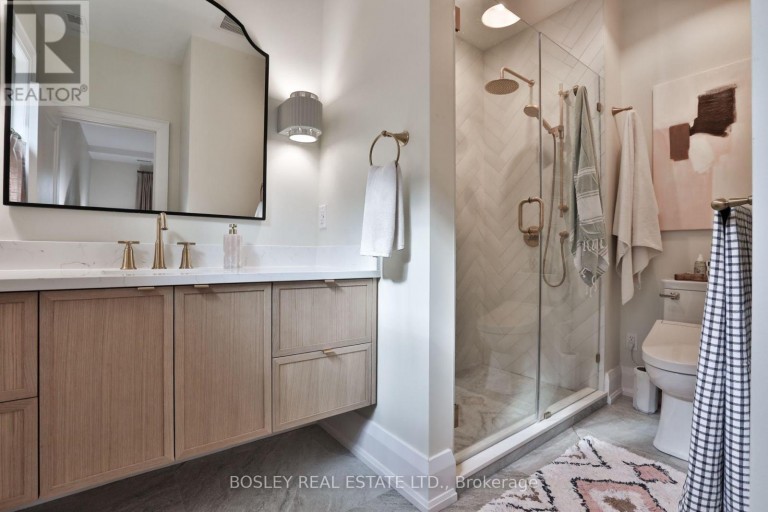 43 WHITEHALL ROAD, Toronto (Rosedale-Moore Park), Ontario, M4W2C5