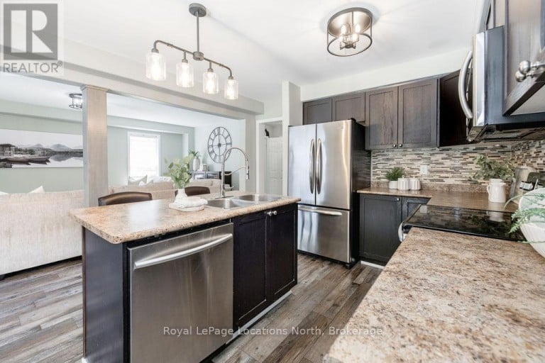 67 WESLEY AVENUE, Wasaga Beach, Ontario, L9Z0B9