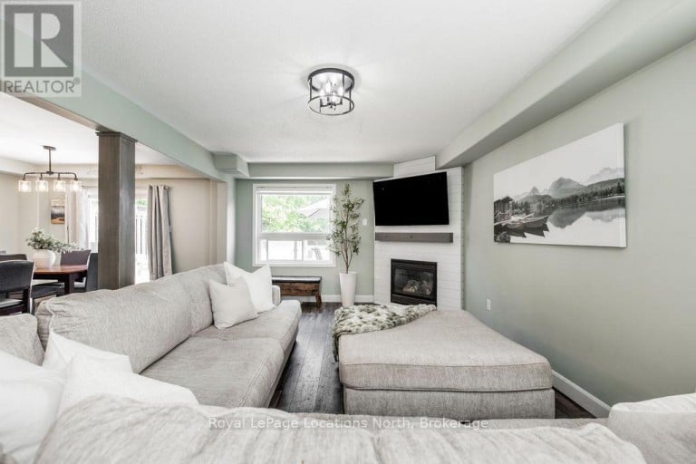 67 WESLEY AVENUE, Wasaga Beach, Ontario, L9Z0B9