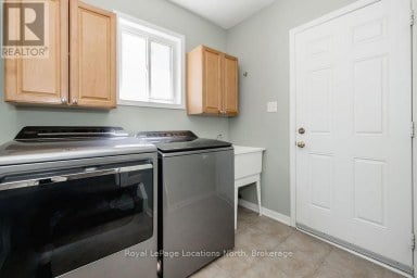 67 WESLEY AVENUE Wasaga Beach Ontario photo 16