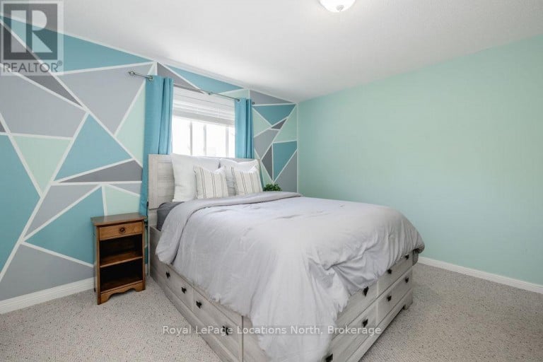 67 WESLEY AVENUE, Wasaga Beach, Ontario, L9Z0B9