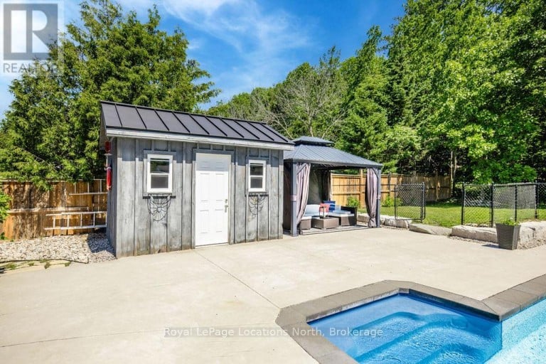 67 WESLEY AVENUE, Wasaga Beach, Ontario, L9Z0B9