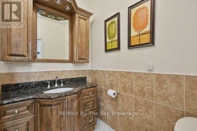 90 MEADOWLARK BOULEVARD Wasaga Beach Ontario photo 16