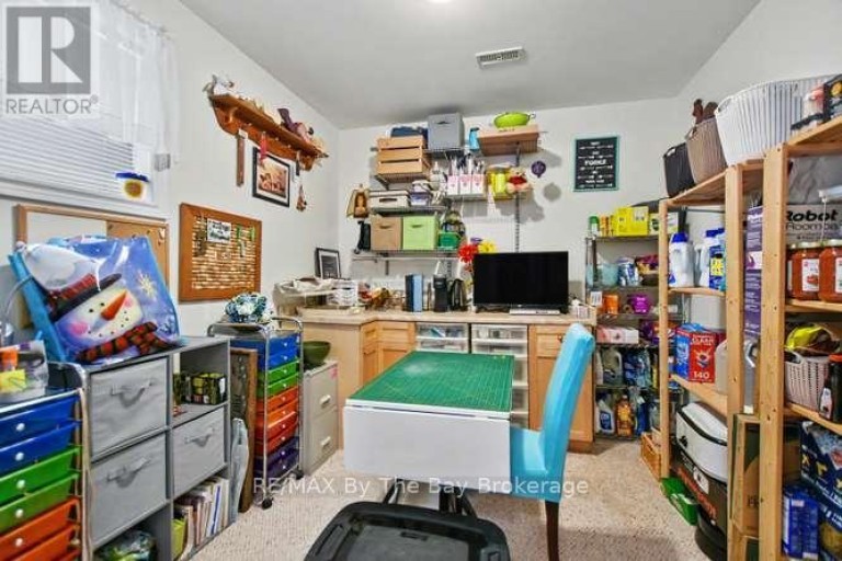 90 MEADOWLARK BOULEVARD, Wasaga Beach, Ontario, L9Z0B5