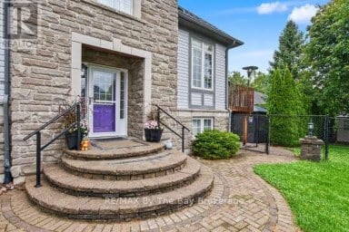 90 MEADOWLARK BOULEVARD Wasaga Beach Ontario photo 5