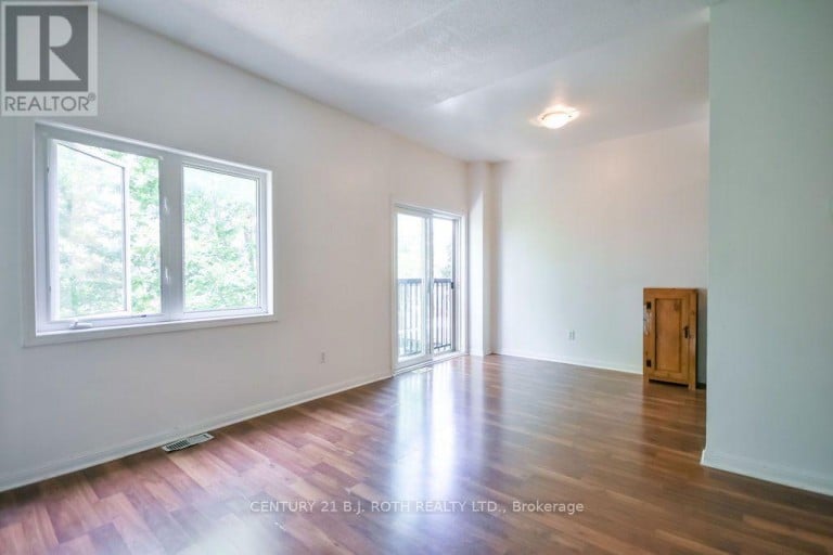 62 - 175 STANLEY STREET, Barrie (East Bayfield), Ontario, L4M6X9