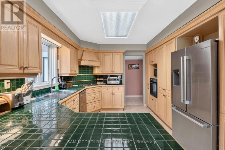 4072 WILCOX ROAD, Mississauga (Rathwood), Ontario, L4Z1B7
