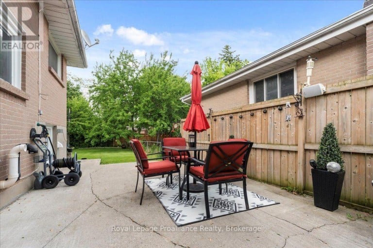 23 ALFRED DRIVE, Belleville (Belleville Ward), Ontario, K8N4M6