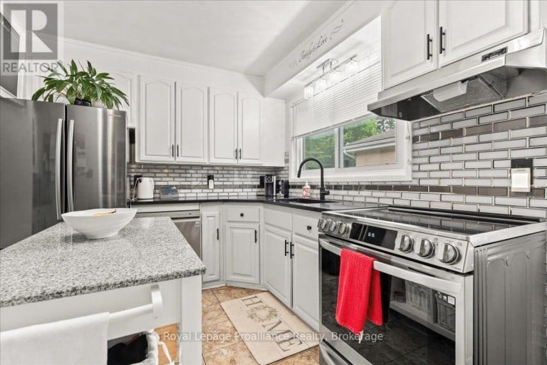 23 ALFRED DRIVE, Belleville (Belleville Ward), Ontario, K8N4M6