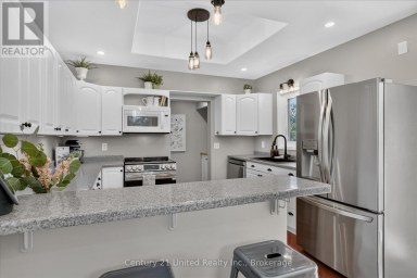 759 HURLEY STREET Peterborough (Otonabee Ward 1) Ontario photo 18