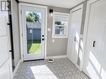 759 HURLEY STREET Peterborough (Otonabee Ward 1) Ontario photo 35