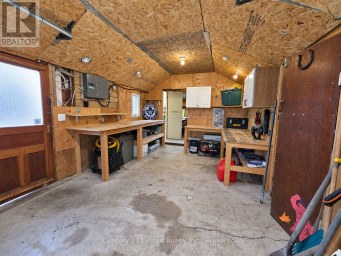 759 HURLEY STREET Peterborough (Otonabee Ward 1) Ontario photo 44