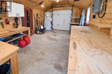 759 HURLEY STREET Peterborough (Otonabee Ward 1) Ontario photo 46