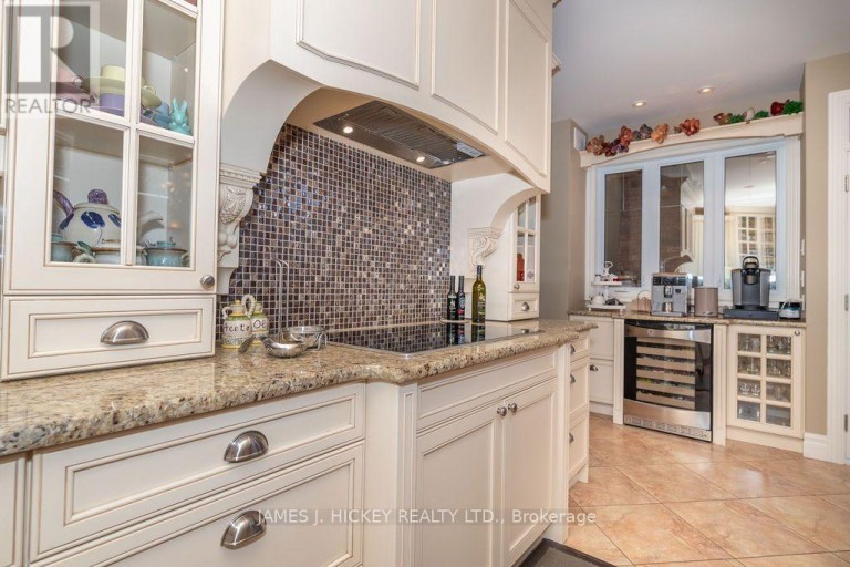 182 RIVER DRIVE, Petawawa, Ontario, K8A6W7
