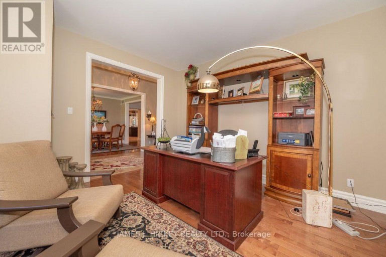 182 RIVER DRIVE, Petawawa, Ontario, K8A6W7