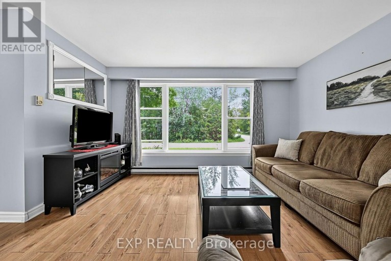 19 FAIRCREST AVENUE, Georgina (Sutton & Jackson's Point), Ontario, L0E1L0