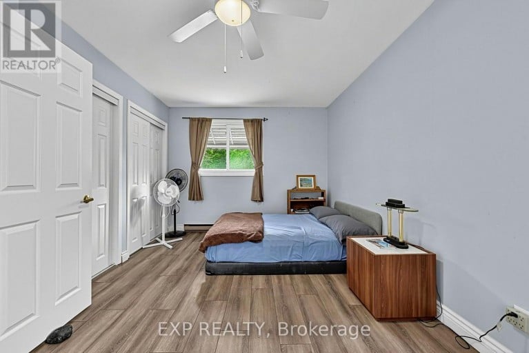 19 FAIRCREST AVENUE, Georgina (Sutton & Jackson's Point), Ontario, L0E1L0