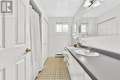19 FAIRCREST AVENUE Georgina (Sutton & Jackson's Point) Ontario photo 16