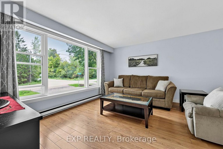 19 FAIRCREST AVENUE, Georgina (Sutton & Jackson's Point), Ontario, L0E1L0