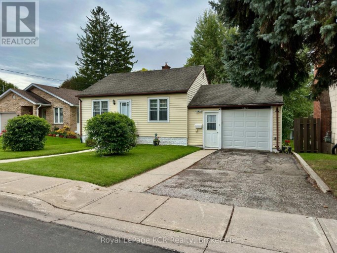 563 9TH STREET, Hanover, Ontario, N4N1M3