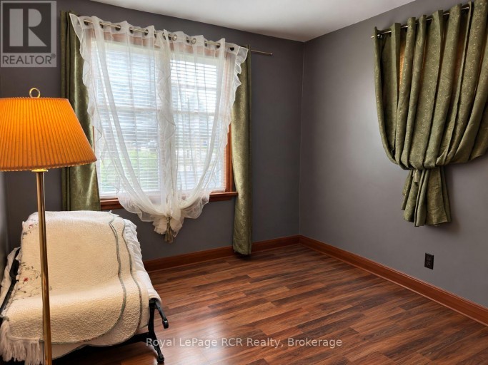 563 9TH STREET, Hanover, Ontario, N4N1M3