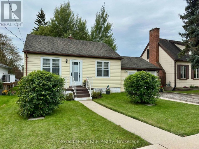 563 9TH STREET, Hanover, Ontario, N4N1M3