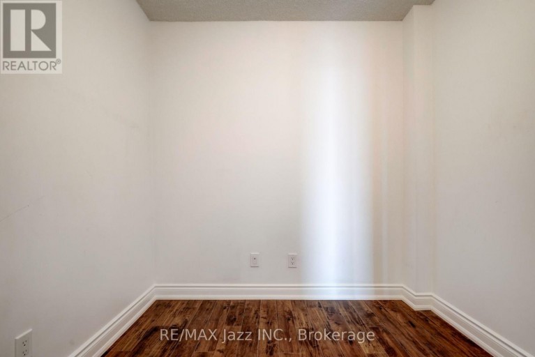 1908 - 15 GREENVIEW AVENUE, Toronto (Newtonbrook West), Ontario, M2M4M7