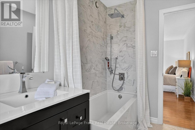 2439 DENURE DRIVE, Peterborough (Monaghan Ward 2), Ontario, K9K2L4