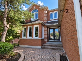 70 BILBERMAR DRIVE Richmond Hill (Devonsleigh) Ontario photo 3