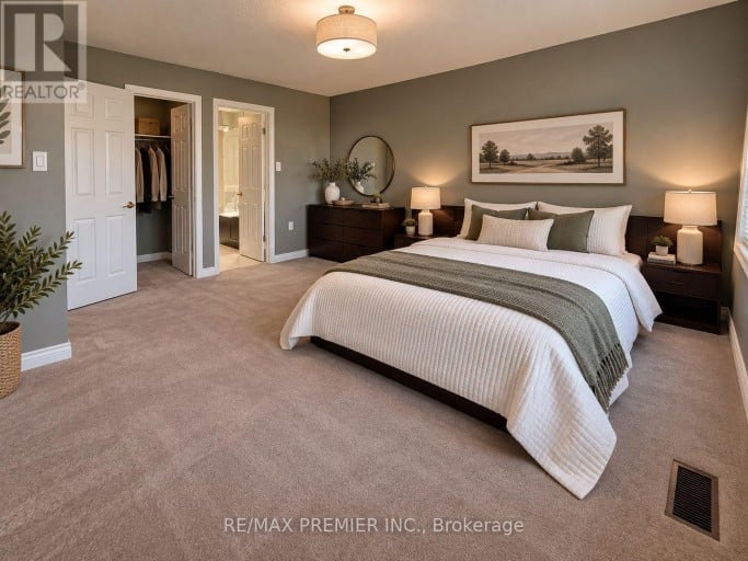 70 BILBERMAR DRIVE, Richmond Hill (Devonsleigh), Ontario, L4S1B9