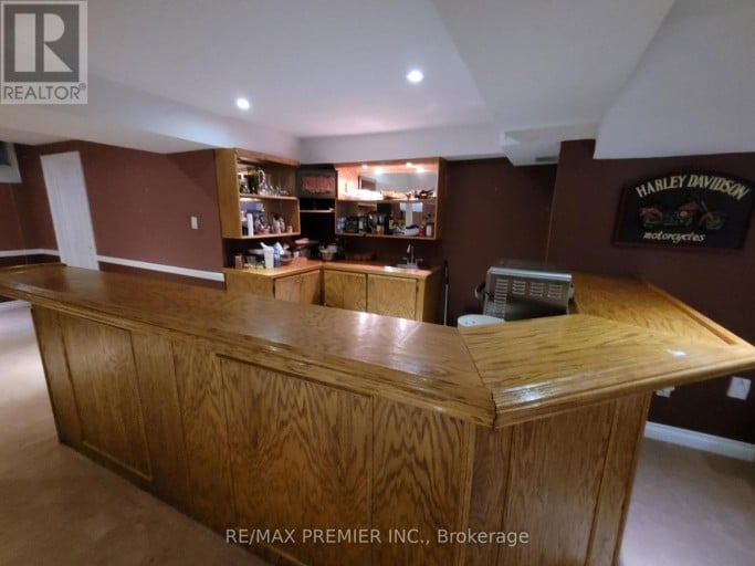 70 BILBERMAR DRIVE, Richmond Hill (Devonsleigh), Ontario, L4S1B9