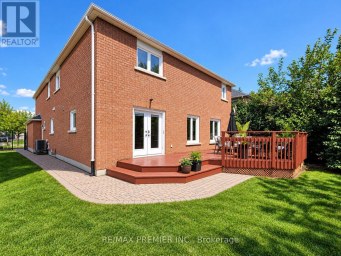 70 BILBERMAR DRIVE Richmond Hill (Devonsleigh) Ontario photo 48