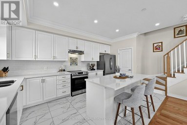 9 - 40 BAYNES WAY Bradford West Gwillimbury (Bradford) Ontario photo 14