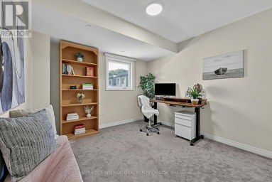 9 - 40 BAYNES WAY Bradford West Gwillimbury (Bradford) Ontario photo 24