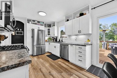32 CAROLINE STREET Barrie (Allandale Centre) Ontario photo 12
