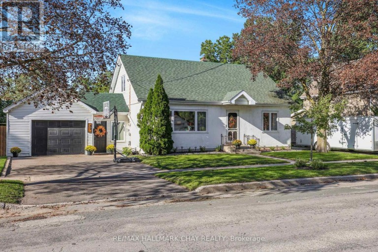 32 CAROLINE STREET, Barrie (Allandale Centre), Ontario, L4N2S3