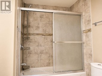 24 GANDER CRESCENT Brampton (Vales of Castlemore) Ontario photo 10