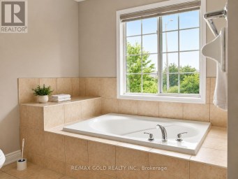 24 GANDER CRESCENT Brampton (Vales of Castlemore) Ontario photo 14