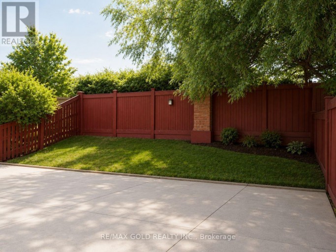 24 GANDER CRESCENT, Brampton (Vales of Castlemore), Ontario, L6P2J5