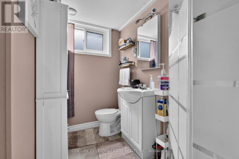 248 VICTORIA AVENUE N, Kawartha Lakes (Lindsay), Ontario, K9V4H1
