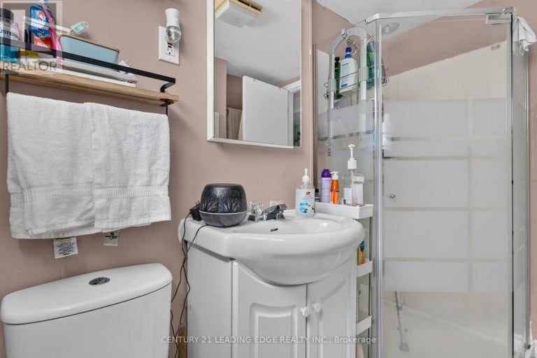 248 VICTORIA AVENUE N, Kawartha Lakes (Lindsay), Ontario, K9V4H1