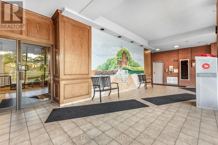 302 - 7 GALE CRESCENT, St. Catharines (E. Chester), Ontario, L2R7M8